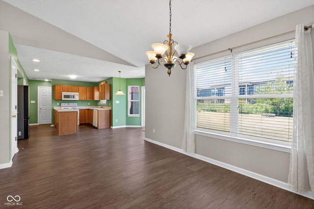 6350 W Chelmsford Drive, Mccordsville, IN 46055