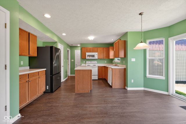6350 W Chelmsford Drive, Mccordsville, IN 46055