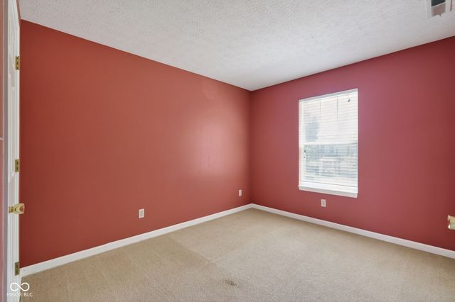 6350 W Chelmsford Drive, Mccordsville, IN 46055