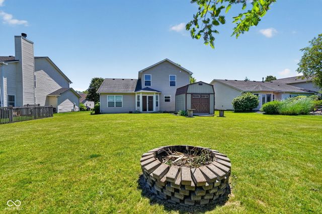 6350 W Chelmsford Drive, Mccordsville, IN 46055