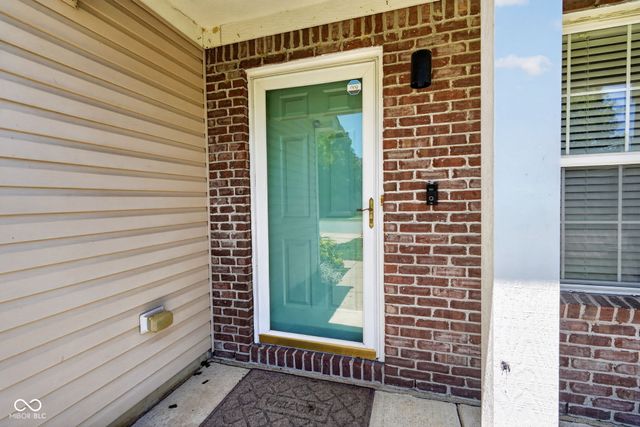 6350 W Chelmsford Drive, Mccordsville, IN 46055