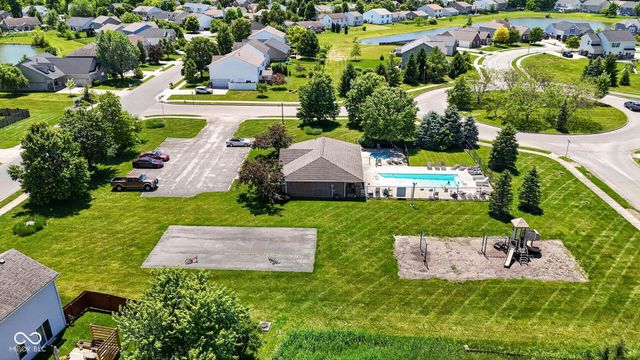 6350 W Chelmsford Drive, Mccordsville, IN 46055