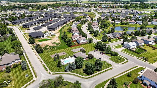 6350 W Chelmsford Drive, Mccordsville, IN 46055