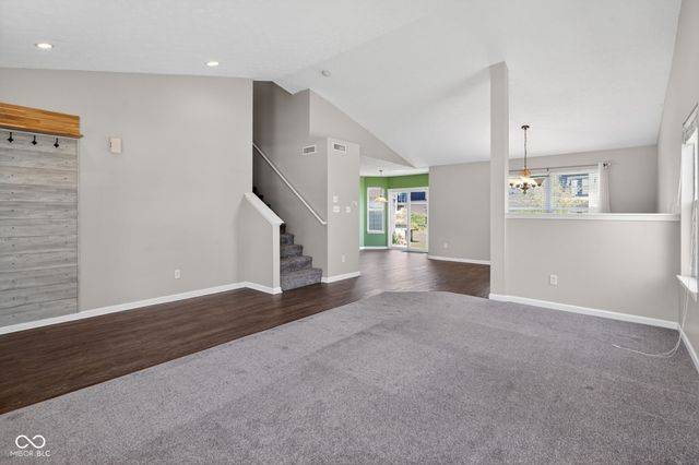 6350 W Chelmsford Drive, Mccordsville, IN 46055