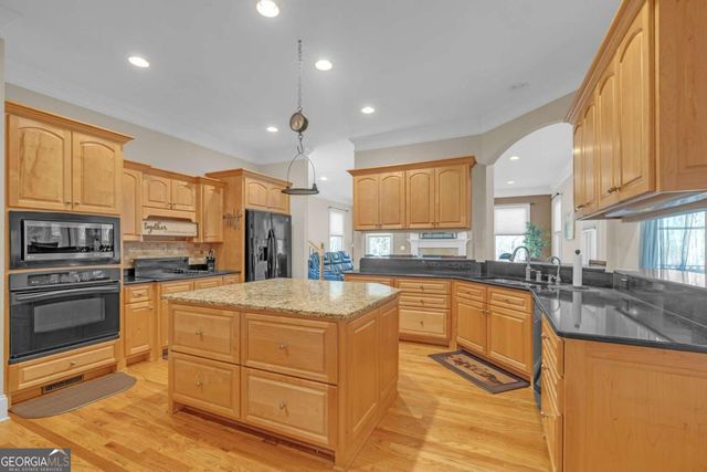 258 N Salem Drive, Mcdonough, GA 30253