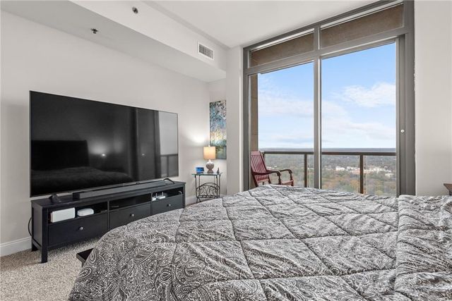 270 17th NW Street 3806, Atlanta, GA 30363