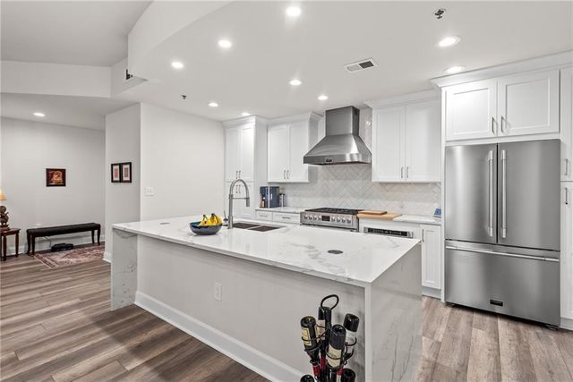 270 17th NW Street 3806, Atlanta, GA 30363