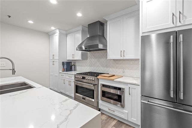 270 17th NW Street 3806, Atlanta, GA 30363