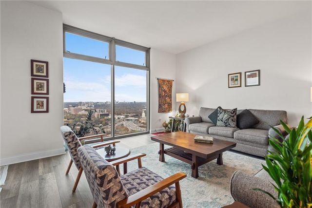 270 17th NW Street 3806, Atlanta, GA 30363