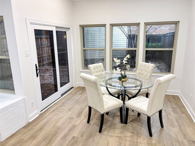 6812 E Northwest Highway, Dallas, TX 75231