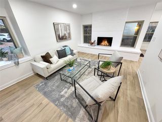 6812 E Northwest Highway, Dallas, TX 75231