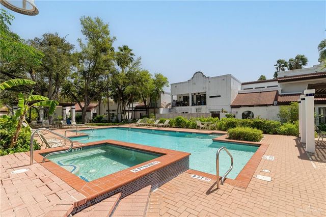 124 W Sunflower Avenue, Mcallen, TX 78504