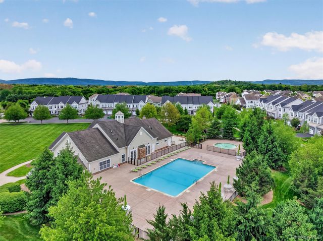 10 W Van Buren Way, Hopewell Junction, NY 12533