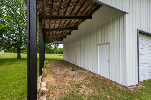 2302 English Prairie Road, Spring Grove, IL 60081