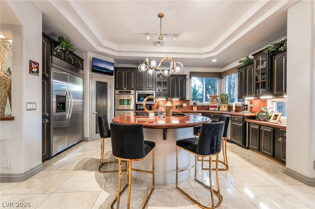 7453 Singing Tree Street, Las Vegas, NV 89123