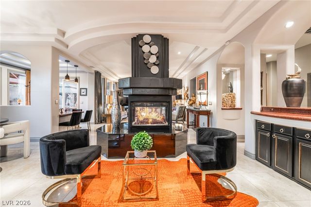 7453 Singing Tree Street, Las Vegas, NV 89123