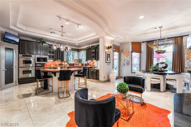 7453 Singing Tree Street, Las Vegas, NV 89123