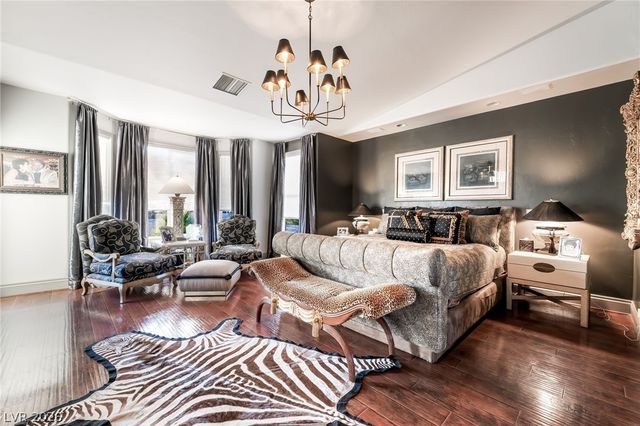 7453 Singing Tree Street, Las Vegas, NV 89123