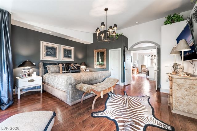 7453 Singing Tree Street, Las Vegas, NV 89123