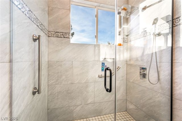 7453 Singing Tree Street, Las Vegas, NV 89123