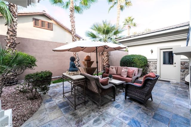 7453 Singing Tree Street, Las Vegas, NV 89123