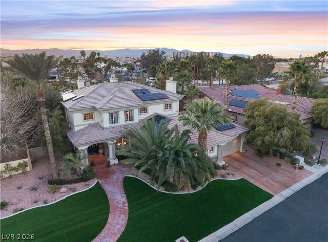 7453 Singing Tree Street, Las Vegas, NV 89123