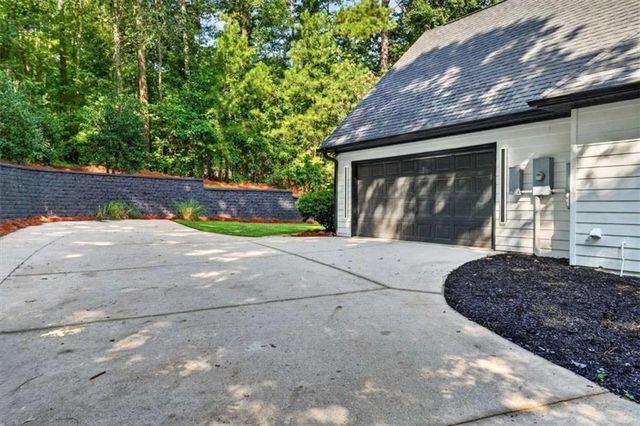 141 Amicalola Way, Jonesboro, GA 30236