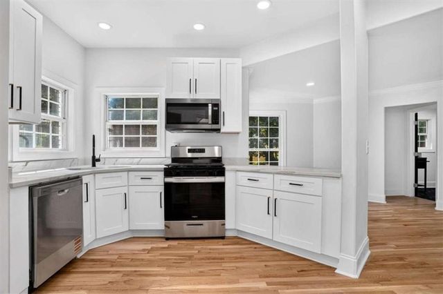 141 Amicalola Way, Jonesboro, GA 30236