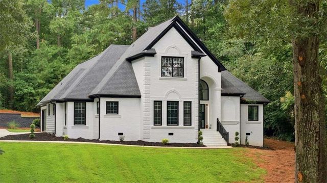 141 Amicalola Way, Jonesboro, GA 30236