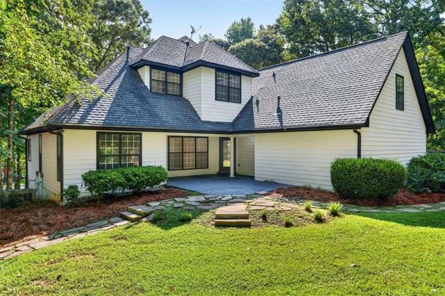 141 Amicalola Way, Jonesboro, GA 30236