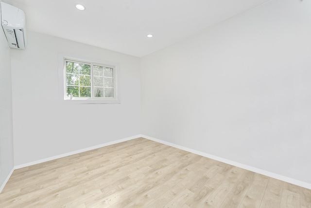 25 Fuller Court A, Staten Island, NY 10306