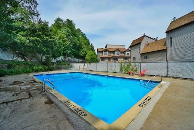 25 Fuller Court A, Staten Island, NY 10306