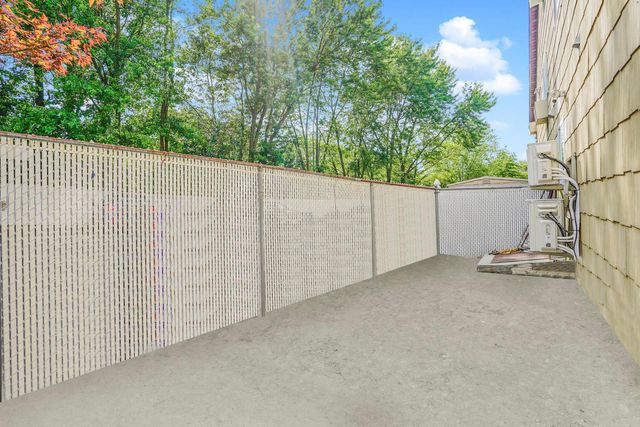 25 Fuller Court A, Staten Island, NY 10306