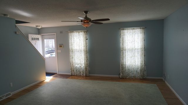 200 Lambert Terrace 77, Chicopee, MA 01020