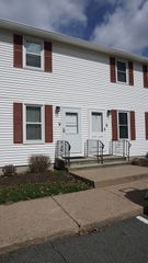 200 Lambert Terrace 77, Chicopee, MA 01020