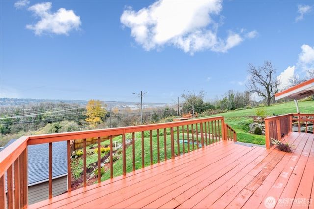 10904 49th Ave S, Tukwila, WA 98178