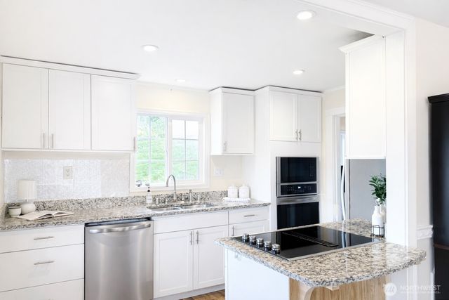 10904 49th Ave S, Tukwila, WA 98178