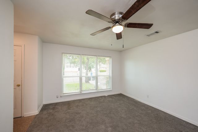 3408 Loganwood Drive, Dallas, TX 75227