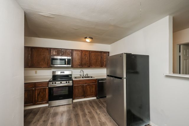 3408 Loganwood Drive, Dallas, TX 75227