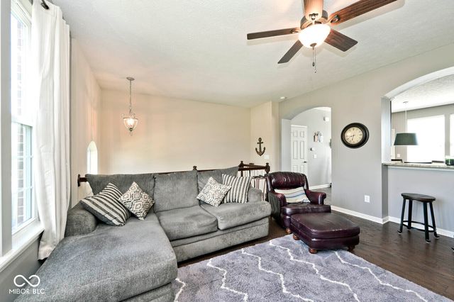 12692 Tamworth Drive, Fishers, IN 46037