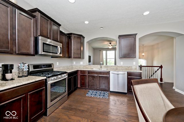 12692 Tamworth Drive, Fishers, IN 46037