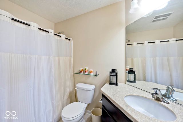 12692 Tamworth Drive, Fishers, IN 46037