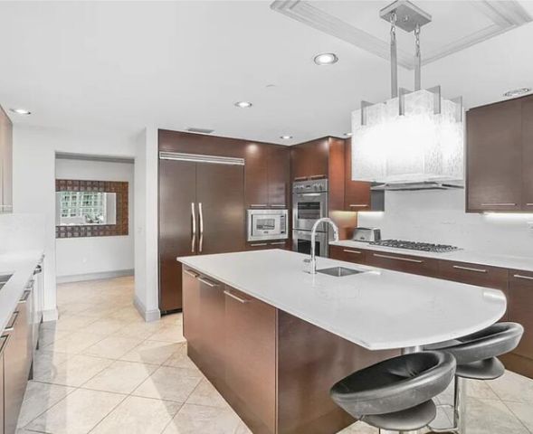 3800 N Ocean Drive 650, Singer Island, FL 33404