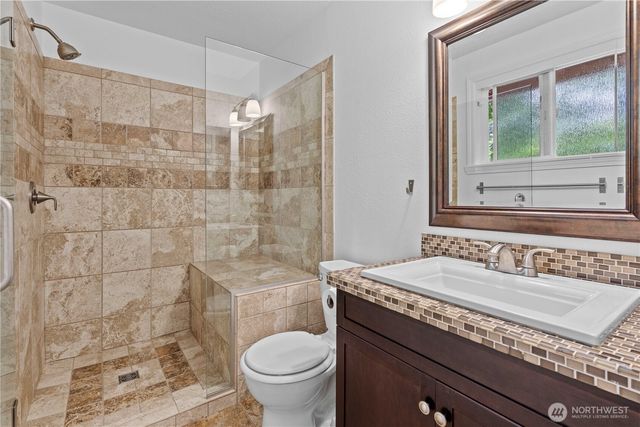 16405 95th Avenue Ct E, Puyallup, WA 98375