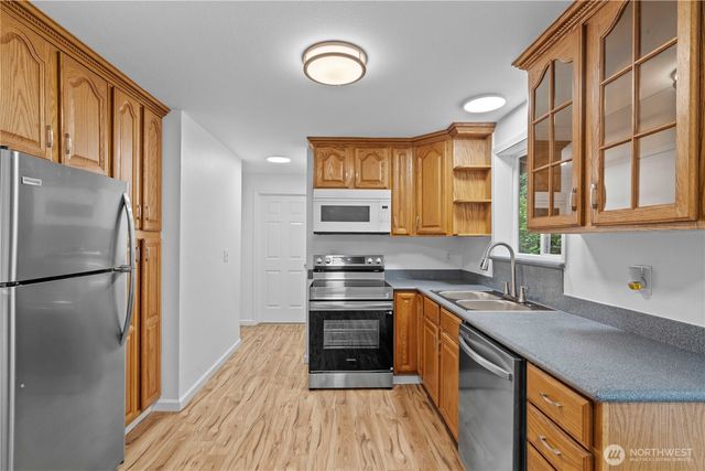 16405 95th Avenue Ct E, Puyallup, WA 98375
