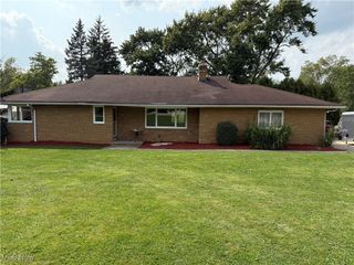 9060 State Road, North Royalton, OH 44133