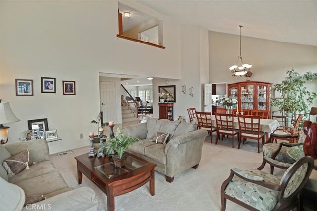 9730 Mustang Way, Sunland, CA 91040