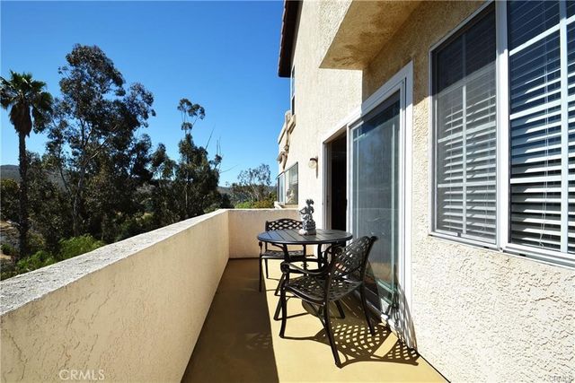 9730 Mustang Way, Sunland, CA 91040