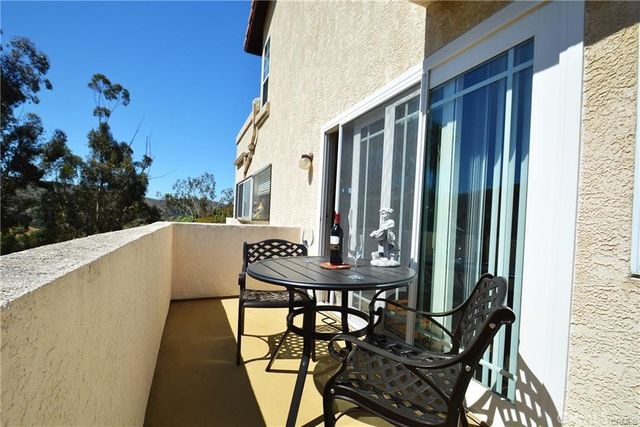 9730 Mustang Way, Sunland, CA 91040