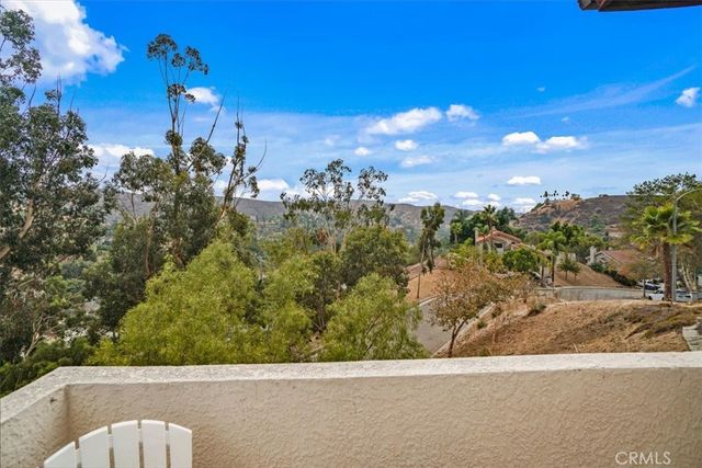 9730 Mustang Way, Sunland, CA 91040